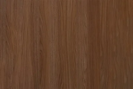 Chapa de MDF Italian Noce Matt Soft da marca Eucatex, acabamento madeirado